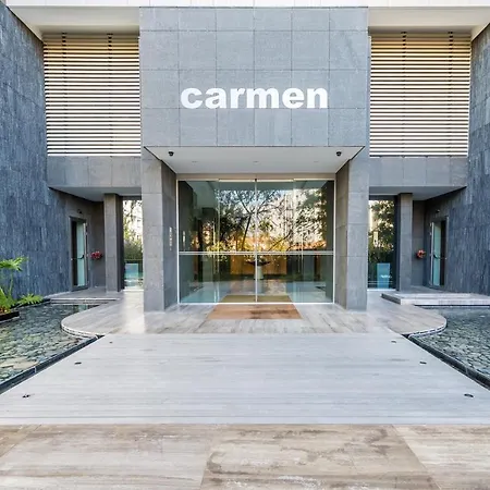 Carmencita B14 With Pool & Gym Лимасол