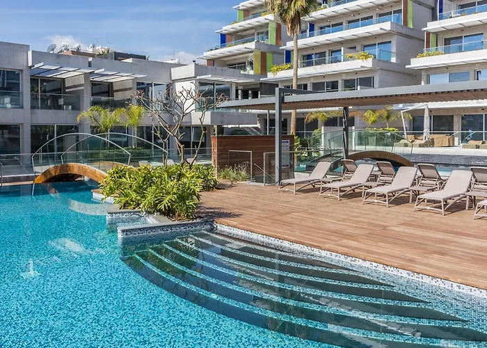 Carmencita B14 With Pool *